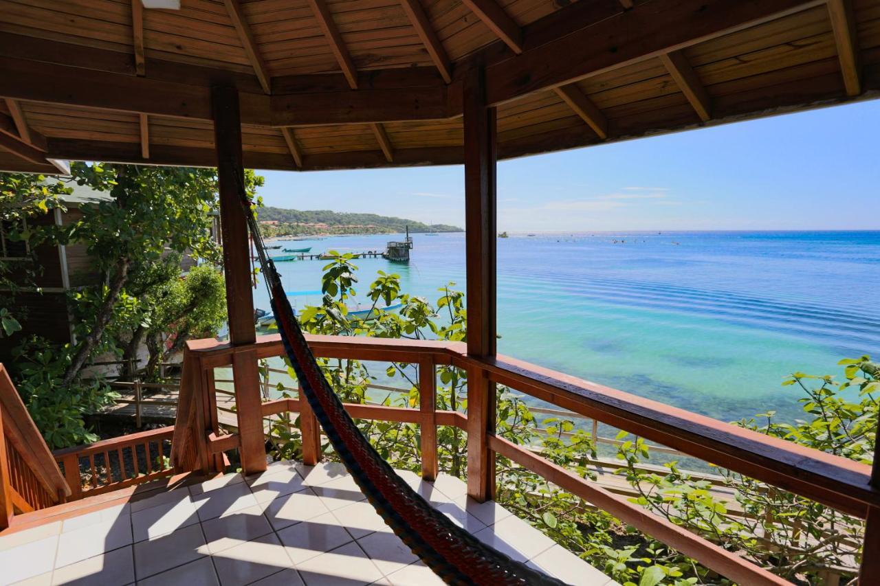 Fosters West Bay Resort Екстер'єр фото